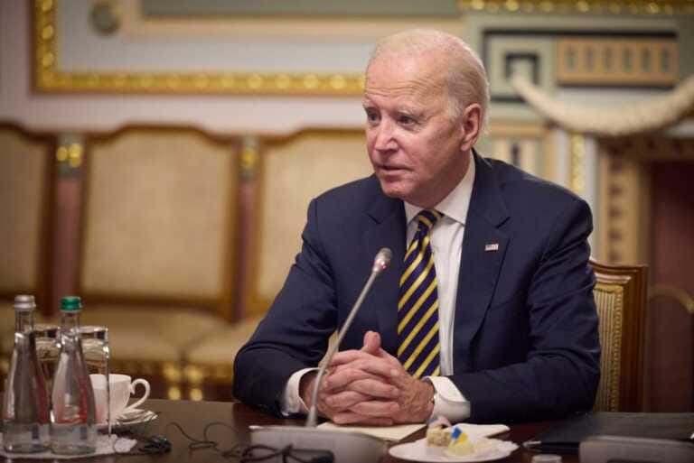Galleria foto 'Biden a Belfast e Dublino per i 25 anni degli accordi di pace' - foto 1
