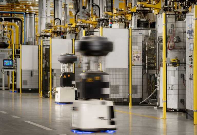 Michelin, intelligenza artificiale e agv per lo stabilimento di Cuneo