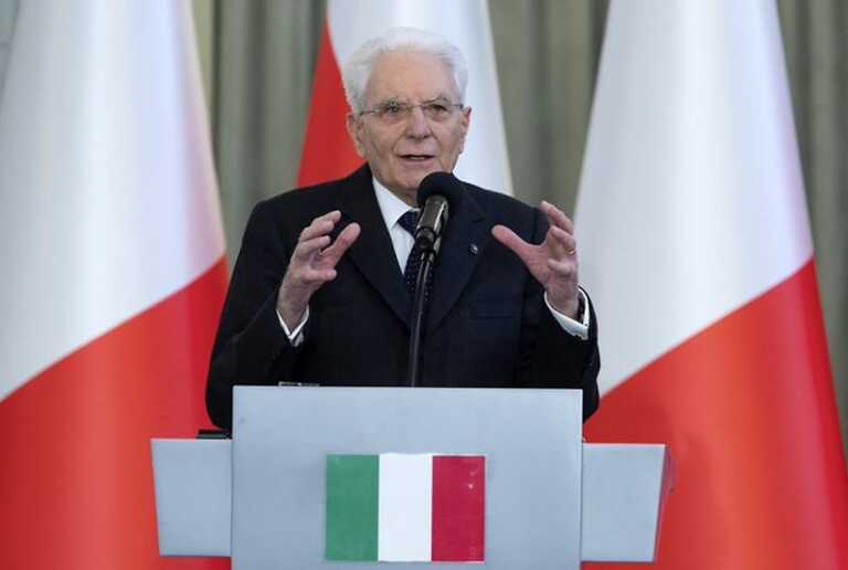 Galleria foto 'Olocausto, Mattarella “La memoria rimane un monito perenne”' - foto 1