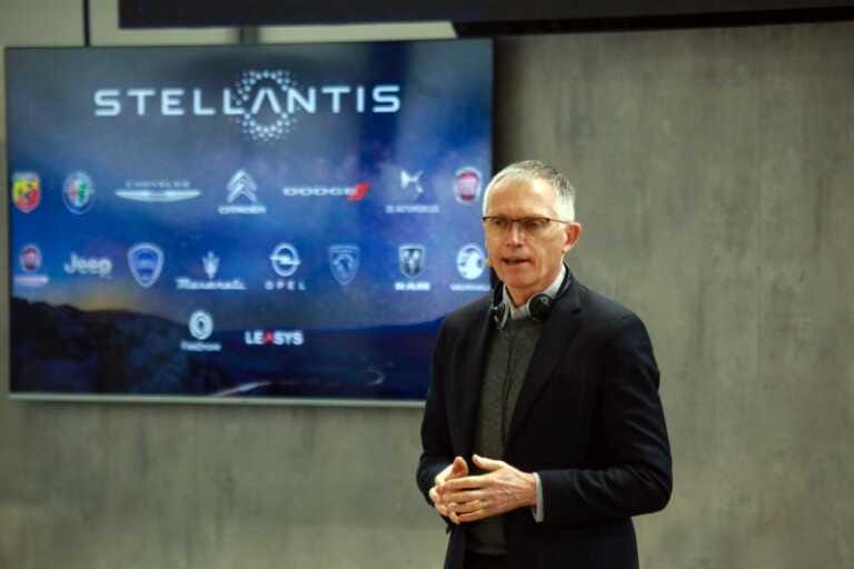 Stellantis, in fase finale test su motori per utilizzo eFuel