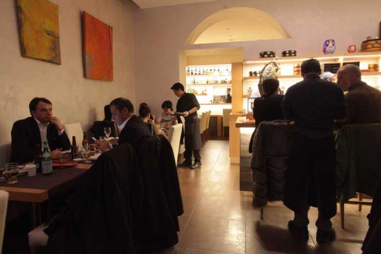 Ristorazione, crescono i consumi ma restano sotto i livelli pre Covid