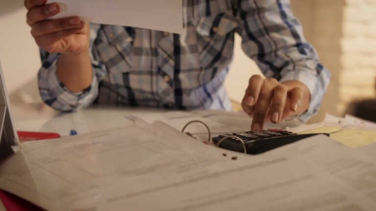 Galleria foto 'Via libera al Def, 3 miliardi per tagliare il cuneo fiscale' - foto 1