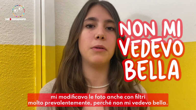 Galleria foto 'Un adolescente su due ritocca le foto prima di postarle' - foto 1