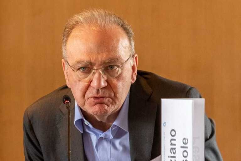 Covid, uno studio identifica le nuove varianti e ne determina la pericolosità: la ricerca di Cnr e UniBa