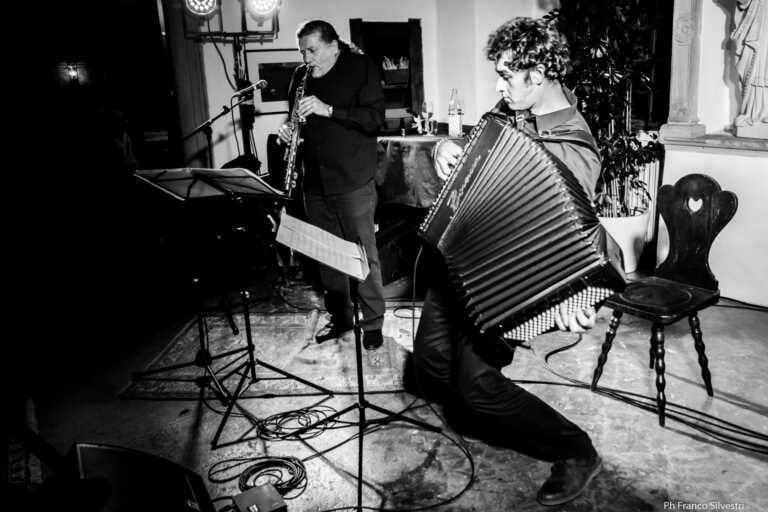 A Matera Javier Girotto & Vince Abbracciante Santuario in concerto al Rosetta Jazz Club