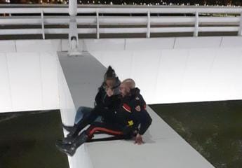 Galleria foto 'Alessandria, giovane minaccia il suicidio: salvata da un carabiniere' - foto 1