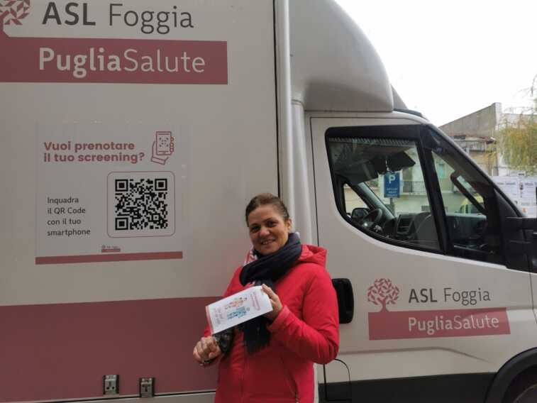Galleria foto 'Foggia e prevenzione, la “Mammomobile” riprende il suo tour' - foto 1