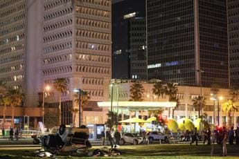 Galleria foto 'Attentato Tel Aviv, morto 35enne italiano: 3 feriti ancora ricoverati' - foto 1