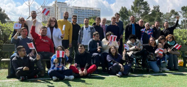 Galleria foto 'Il Bari fa visita agli ospiti del Villaggio Berukhà. Sale, intanto, la febbre play-off: corsa al biglietto per Pisa' - foto 1
