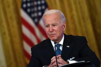 Galleria foto 'Covid Usa, Biden firma legge che pone fine a emergenza nazionale' - foto 1
