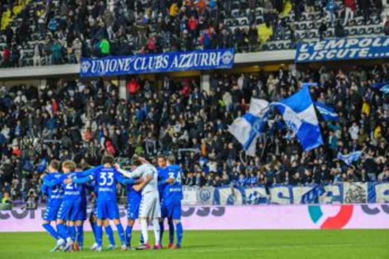 Galleria foto 'Quinto k.o. di fila per il Lecce: l’Empoli vince 1-0, gol di Caputo su rigore' - foto 1