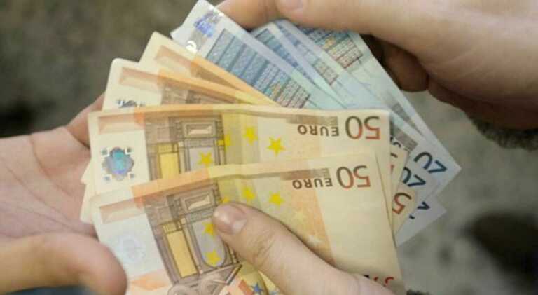 Eredita 480 milioni di lire ma per lo Stato sono carta straccia: foggiana fa causa per convertirli in euro