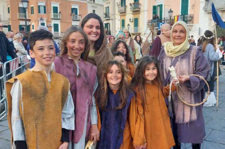 Si cercano comparse per il corteo di San Nicola a Bari: le selezioni si terranno nel Fortino di Sant’Antonio