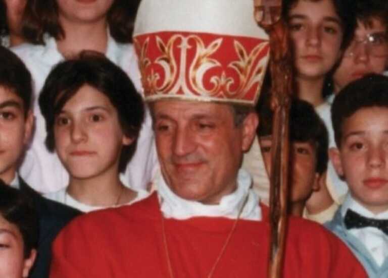 A 30 anni dalla scomparsa, l’eredità di Don Tonino Bello è impressa nella Storia