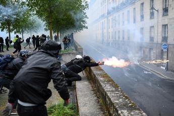Galleria foto 'Francia, la riforma delle pensioni è legge' - foto 1