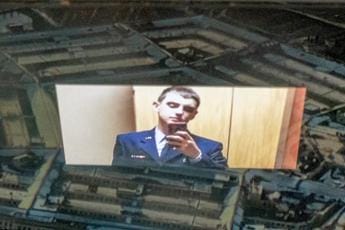 Galleria foto 'Fuga notizie Usa, Teixeira di fronte al giudice: incriminato formalmente' - foto 1