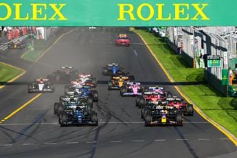 Galleria foto 'Gp Australia 2023, caos totale: Verstappen vince con Red Bull e delusione Ferrari' - foto 1