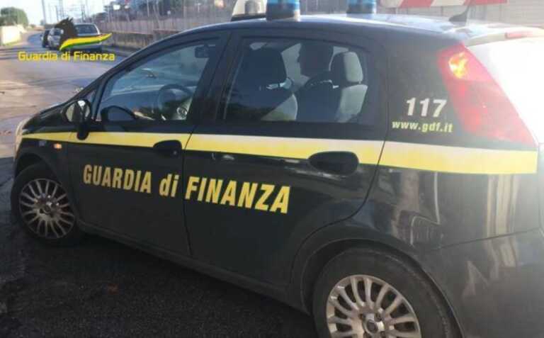Lecce, scoperti 18 lavoratori in nero: controlli in ristoranti, hotel e cantieri della provincia
