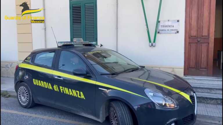 Galleria foto 'Si fingevano promotori finanziari e raccoglievano risparmi a Bari e in Sicilia: sequestrati 3 mln – VIDEO' - foto 1
