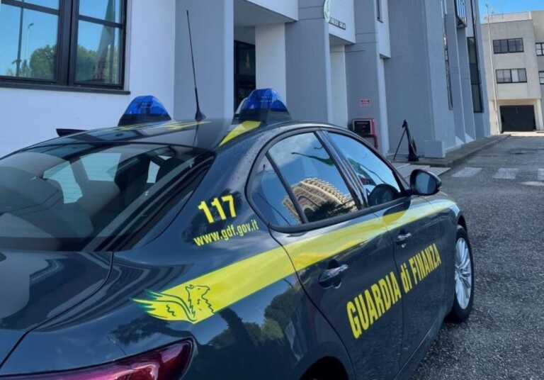 Scoperti oltre 100 lavoratori irregolari in centri estetici, parrucchieri e imprese edili nel Tarantino