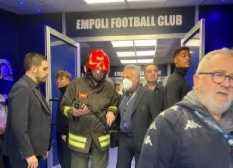 Galleria foto 'Incendio negli spogliatoi dello stadio “Castellani”: slitta l’inizio della partita Empoli-Lecce' - foto 1