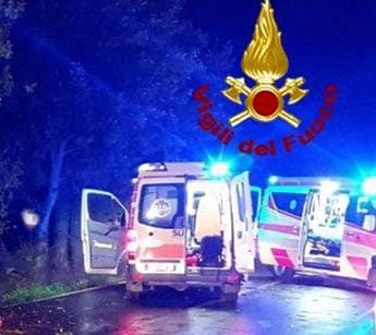 Galleria foto 'Incidente nell’astigiano, scontro frontale tra auto: morti 4 giovani' - foto 1