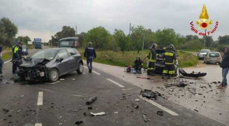 Scontro frontale sulla provinciale tra Ostuni e Torre Pozzelle: cinque persone ferite