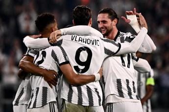 Galleria foto 'Juve, la sentenza: tolta la penalizzazione, nuovo processo' - foto 1