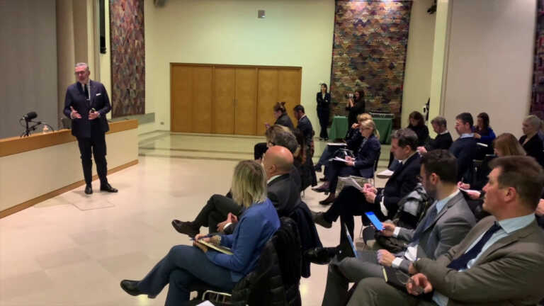 Galleria foto 'Intesa Sanpaolo, numeri in crescita per la Divisione Banche estere' - foto 1