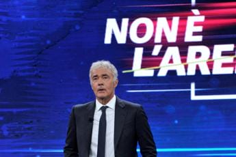 Galleria foto 'La7 sospende ‘Non è l’Arena’' - foto 1