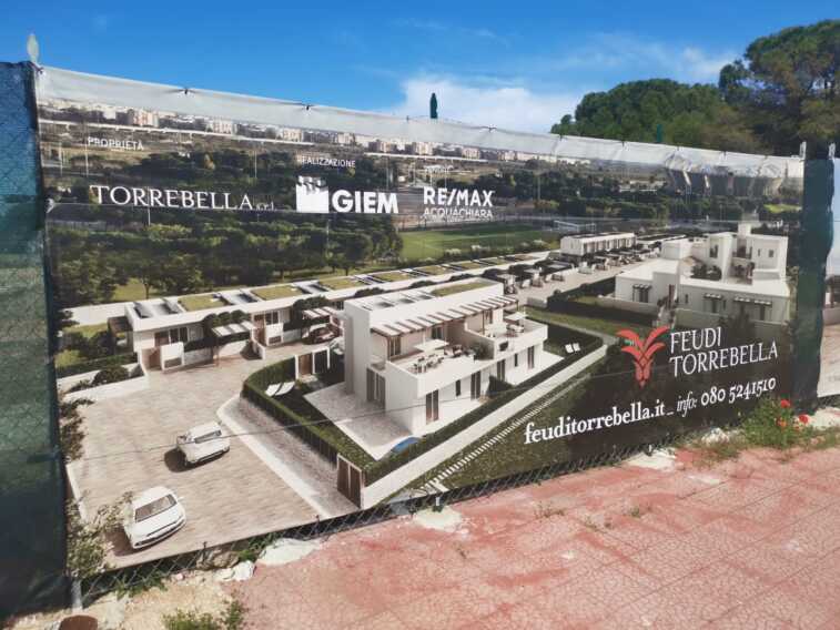Galleria foto 'Un complesso residenziale nell’area di masseria Torre Bella. Gli ambientalisti: «Ipogei a rischio» – FOTO e VIDEO' - foto 4