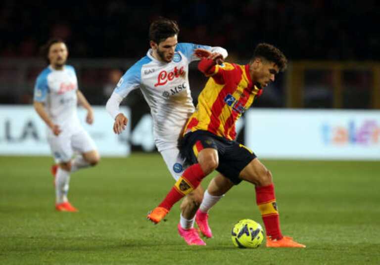 Galleria foto 'Nulla da fare per il Lecce contro il Napoli: i partenopei vincono 2-1 al “Via del Mare”' - foto 1