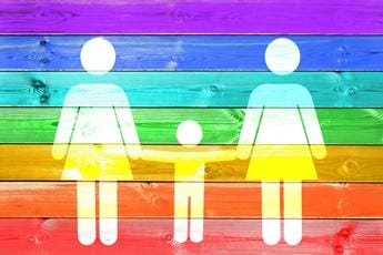 Galleria foto 'Lgbt, psicoanalisti: “Figli arcobaleno meglio di quelli con famiglie tradizionali”' - foto 1