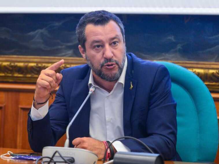Aborto, sulla questione pugliese interviene anche Salvini: «Emiliano non si arrenda. Aiuti le donne incinte»