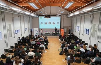 Galleria foto 'Mobilità sostenibile protagonista alla Design Marathon di NABA e Gruppo FNM' - foto 1