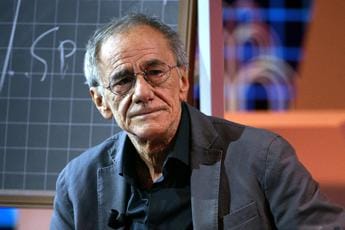 Galleria foto 'Morto Arrigo, il figlio di Roberto Vecchioni: “Dopo tanto dolore è in pace”' - foto 1