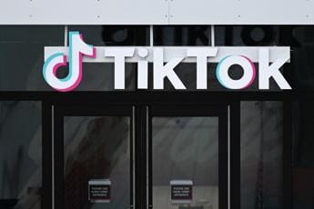 Galleria foto 'Paperoni under 40, il ‘papà’ di TikTok secondo solo a Zuckerberg' - foto 1