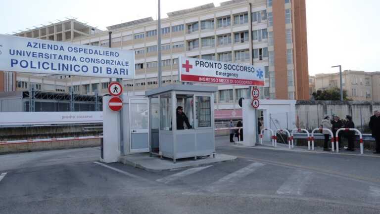 Terlizzi, 18enne in scooter si schianta contro un cavallo mentre va a scuola: in rianimazione al Policlinico di Bari