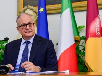 Galleria foto 'Rifiuti Roma, Gualtieri: “Chiuso definitivamente Tmb di Rocca Cencia”' - foto 1