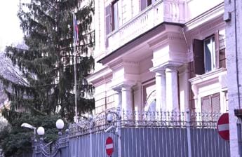 Galleria foto 'Roma, cambio della guardia ad ambasciata di Russia' - foto 1