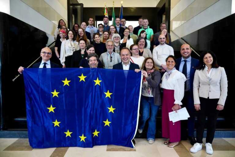 A Bari un seminario sulla comunicazione dei fondi europei: presenti i responsabili di 16 Paesi Ue – FOTO