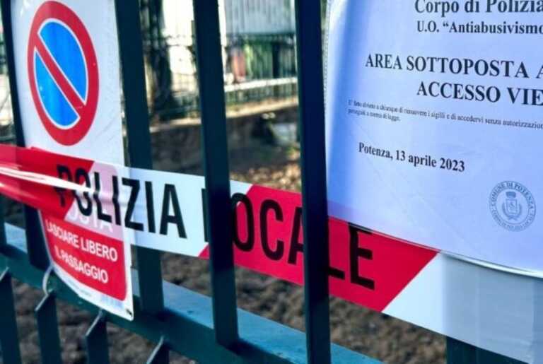 Un orto e un box su un’area di proprietà del Comune e del Demanio: sequestro a Potenza