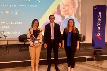 Successo per progetto Girls CodeUp per ridurre gender gap