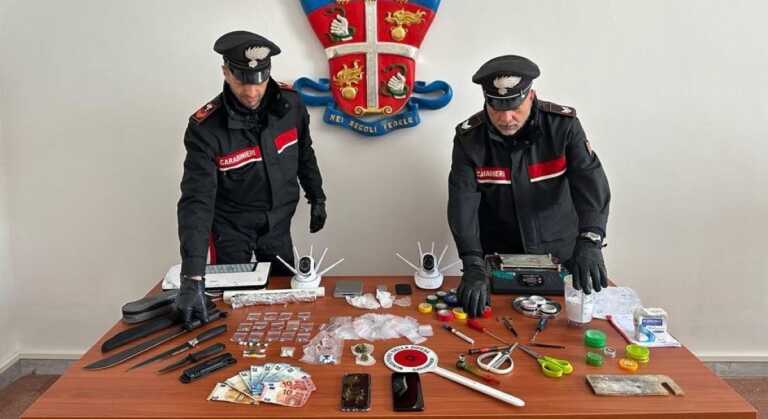 Un “supermarket” della droga in un’abitazione del centro storico di Barletta: si vendeva anche crack