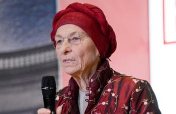 Galleria foto 'Terzo polo, Bonino: “Non possono esserci due galli in un pollaio”' - foto 1