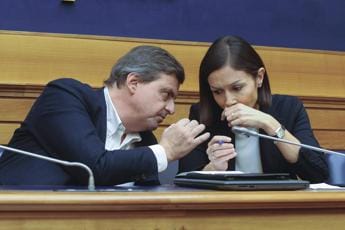 Galleria foto 'Terzo polo, Carfagna propone coalizione di Centro. Calenda: “Condivido al 100%”' - foto 1