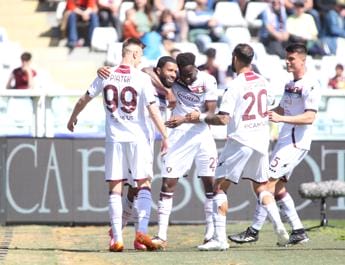Galleria foto 'Torino-Salernitana 1-1, gol di Vilhena e Sanabria' - foto 1