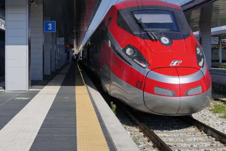 Trenitalia, domenica 2 giugno modifiche sulla linea Adriatica per rimozione ordigno bellico