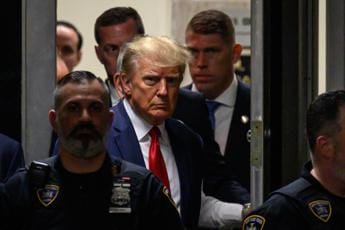 Galleria foto 'Trump in arresto, niente foto segnaletiche' - foto 1
