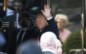 Galleria foto 'Trump incriminato oggi, ex presidente scalpita per parlare subito' - foto 1